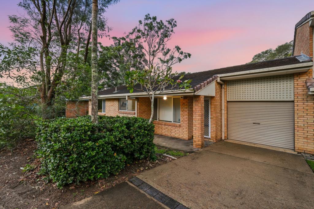 28/33 Edmund Rice Dr, Southport, QLD 4215