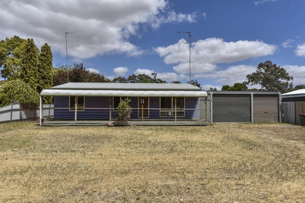 204 VICTORIA PDE, BORDERTOWN, SA 5268