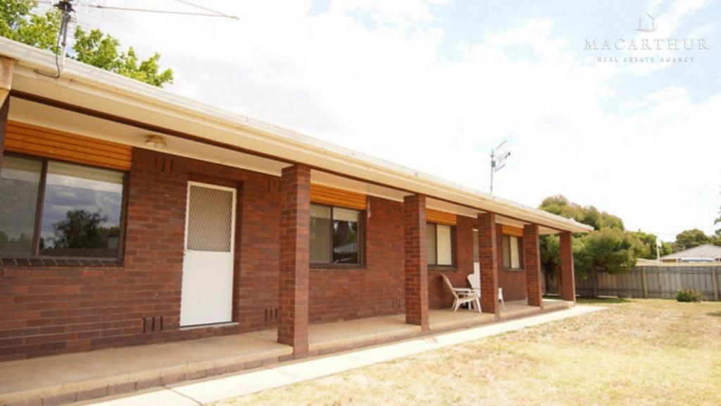 3/4 Rowe St, Lake Albert, NSW 2650