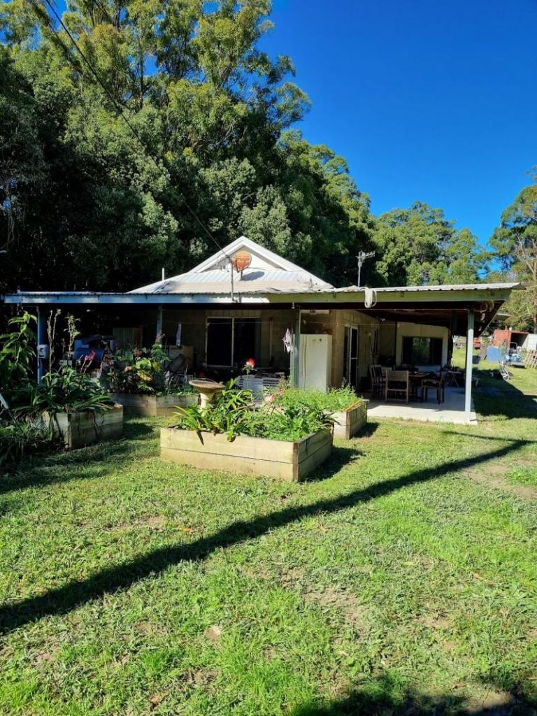 52 Yarrabee Tce, Stokers Siding, NSW 2484