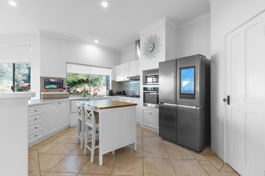 5 Kimber Rise, Bedfordale, WA 6112