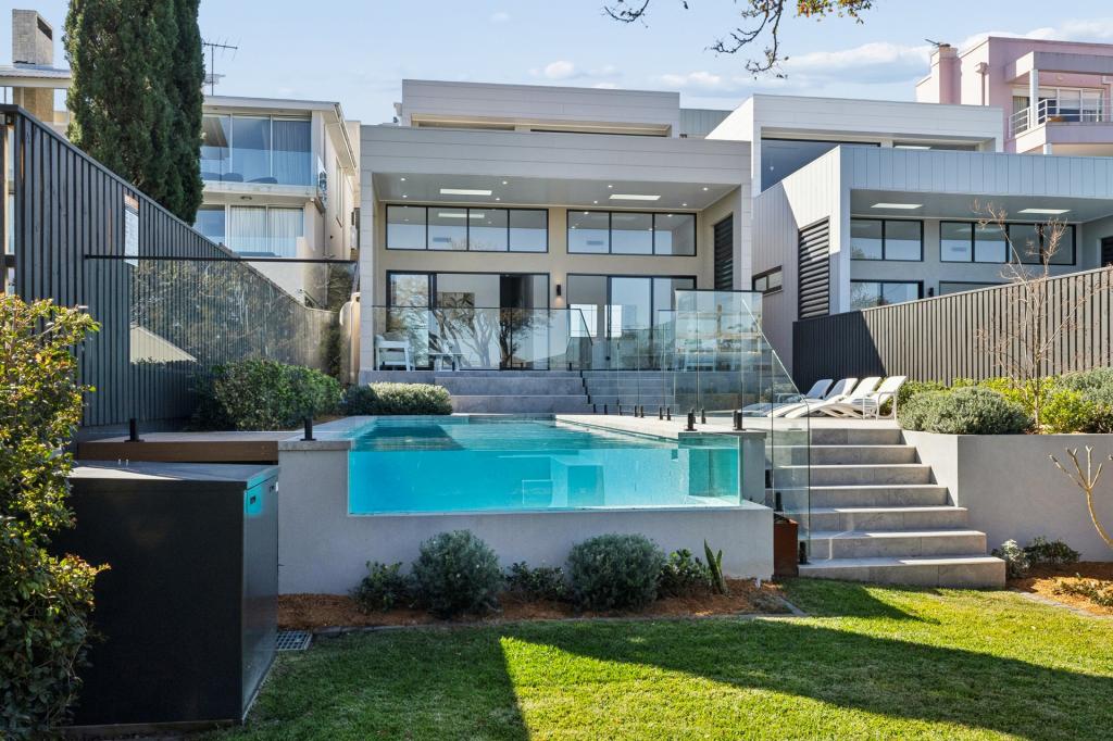 73A ELLERY PDE, SEAFORTH, NSW 2092