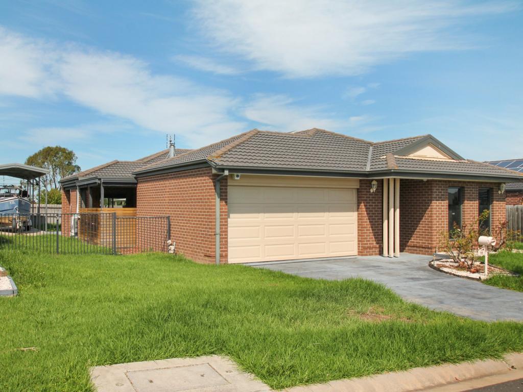 16 Mckimmie Ct, East Bairnsdale, VIC 3875