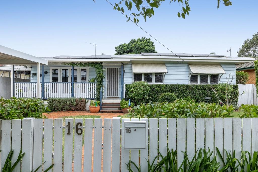 16 Tomkinson St, Wilsonton, QLD 4350