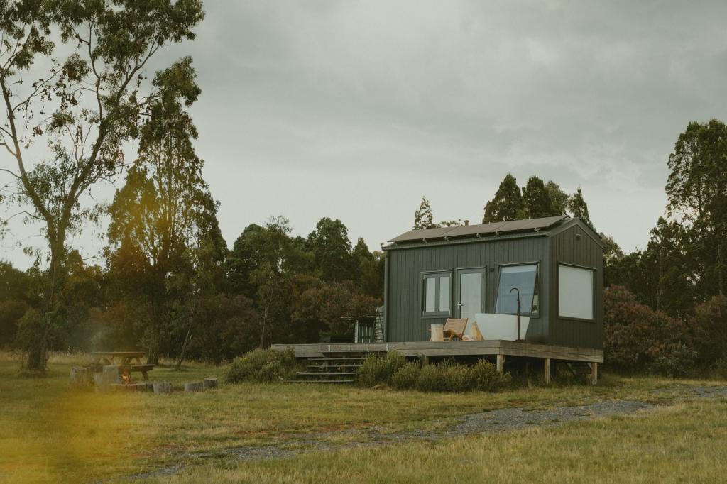 261 Mossy Rock Lane, Monivae, NSW 2850