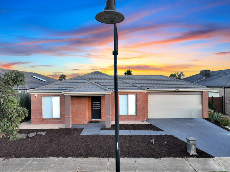 22 Snowsill Cct, Point Cook, VIC 3030