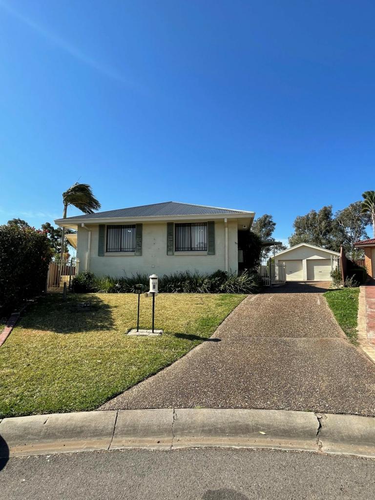 8 Jirang Pl, Glenmore Park, NSW 2745