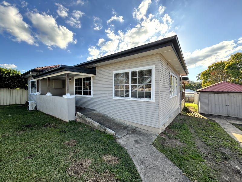 3 Hinten Cres, Taree, NSW 2430
