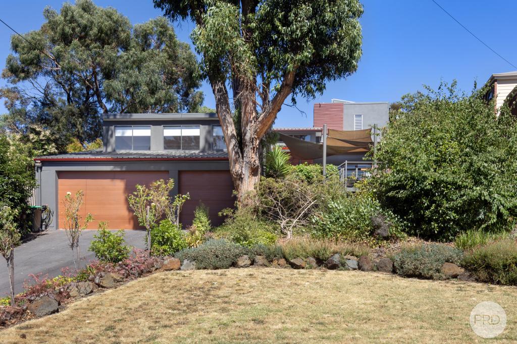 17 Scenic Cres, Ballarat North, VIC 3350