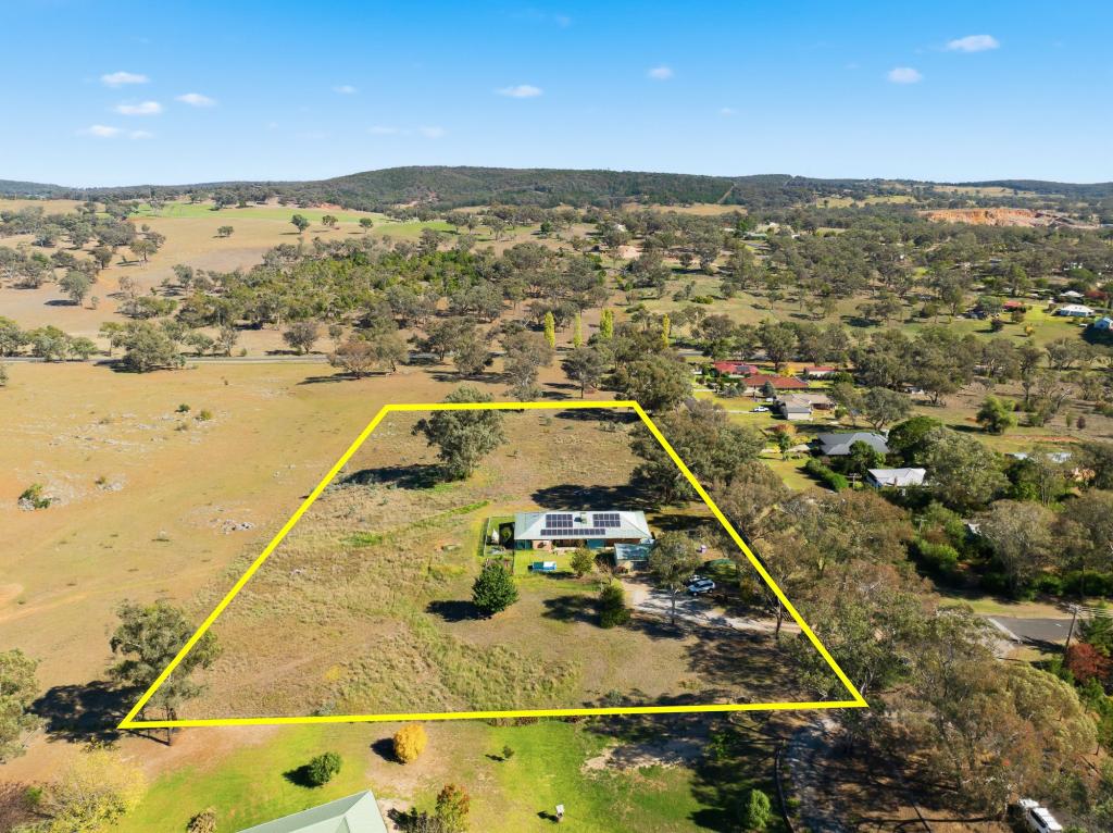 84 South St, Molong, NSW 2866