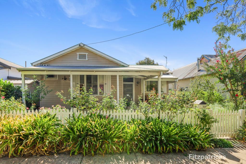 32 Kildare St, Turvey Park, NSW 2650