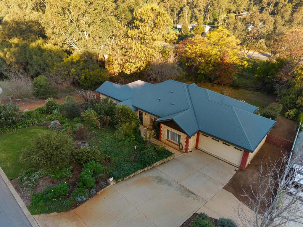 39 Orchid Dr, Roleystone, WA 6111