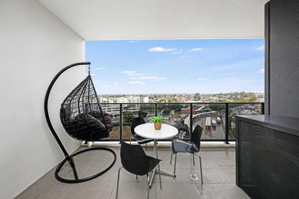 718/5 GLADSTONE ST, MERRYLANDS, NSW 2160