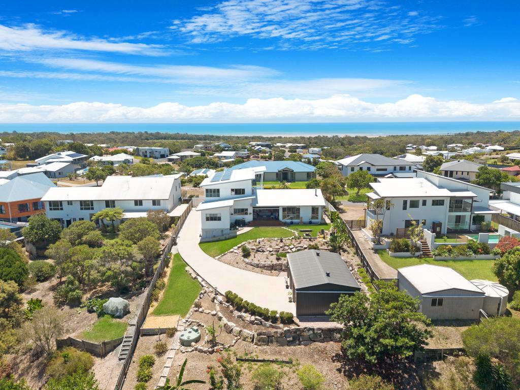 8 Highview Dr, Craignish, QLD 4655