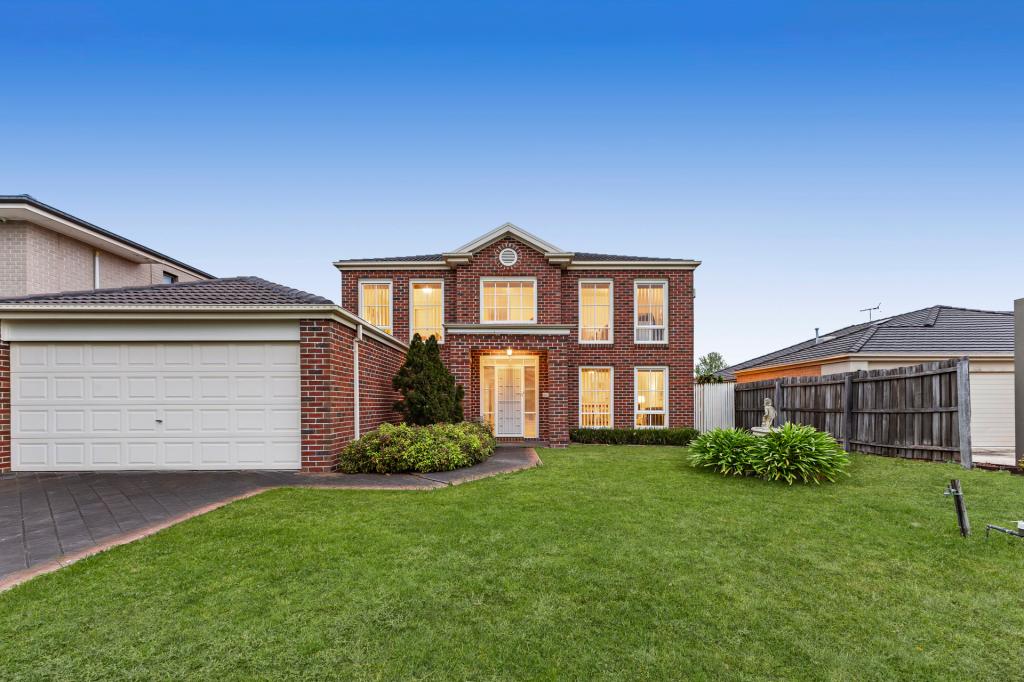 16 Stedman Ct, Taylors Lakes, VIC 3038