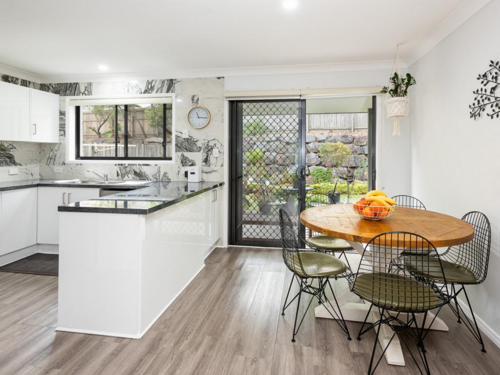 71/31 Archipelago St, Pacific Pines, QLD 4211