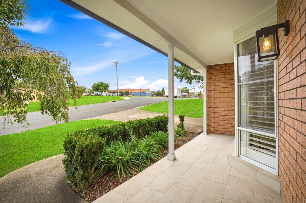 9 Blaxland Ave, Luddenham, NSW 2745
