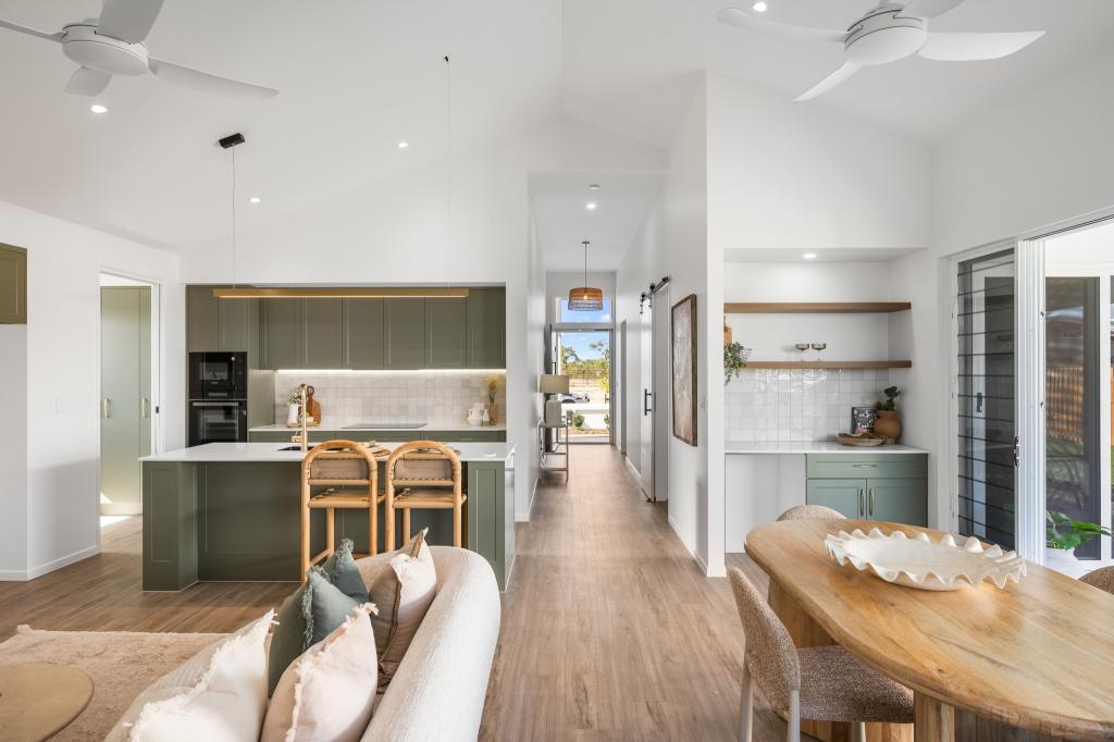 14 Kingswick Cres, Shaw, QLD 4818