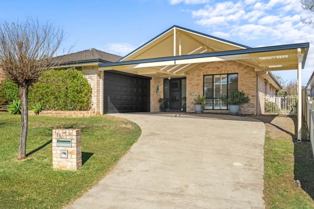 11 Goldenia Cl, Morisset, NSW 2264