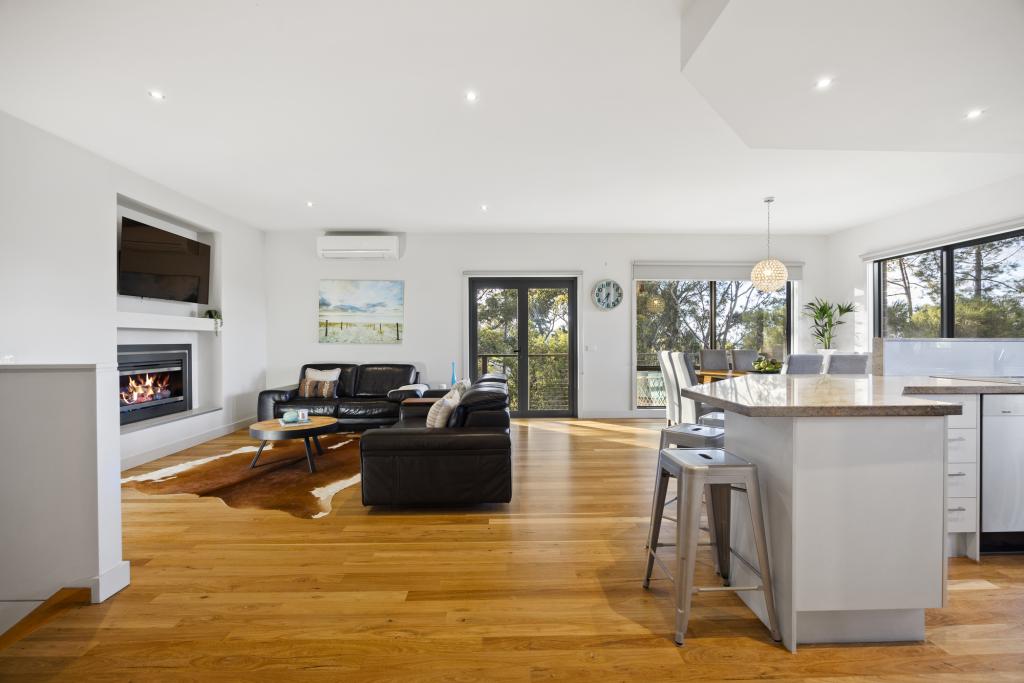 26 Hull Rd, Mount Martha, VIC 3934