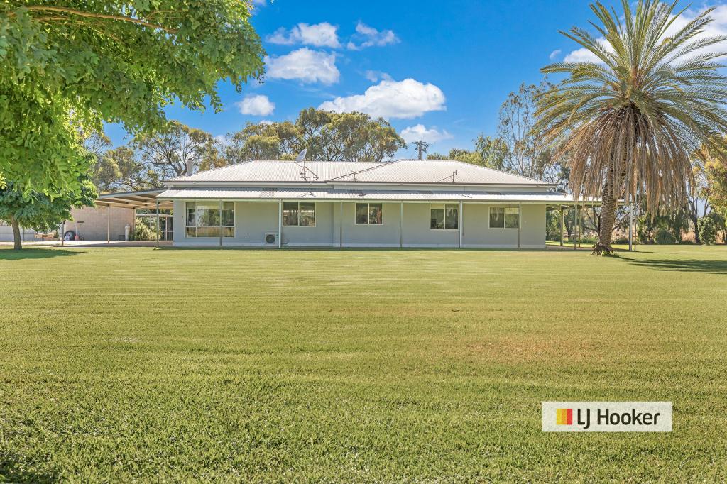 17A 60 MCNAUGHT ROAD PATHO, ECHUCA, VIC 3564