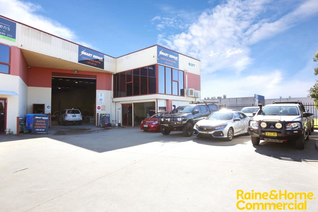 1/18 Stennett Rd, Ingleburn, NSW 2565