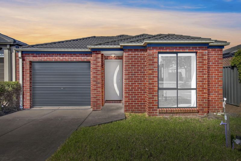 23 Bush St, Manor Lakes, VIC 3024