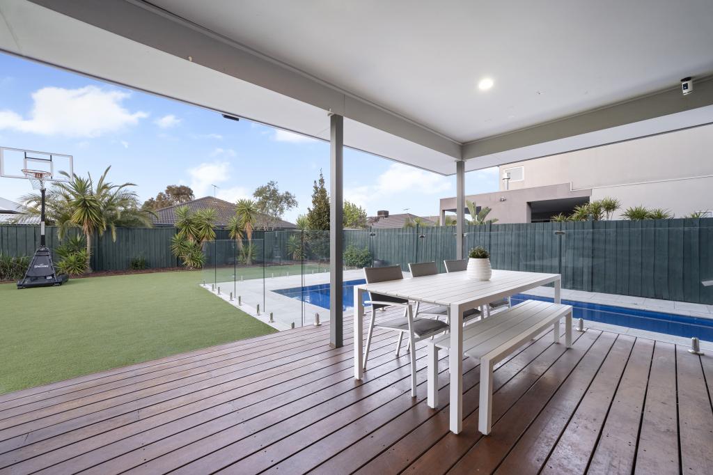 41 Waterside Dr, Waterways, VIC 3195