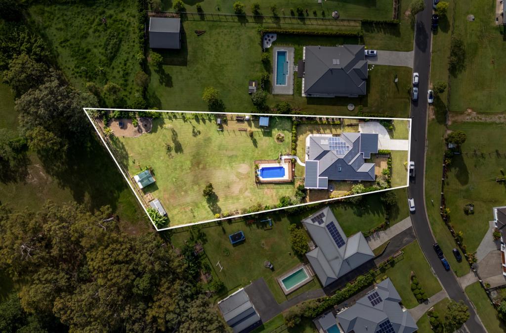 8 Country Ct, Elimbah, QLD 4516