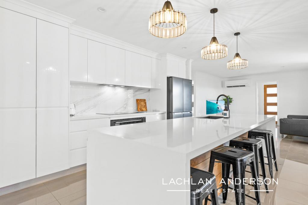 8 Honeysuckle Dr, Bokarina, QLD 4575