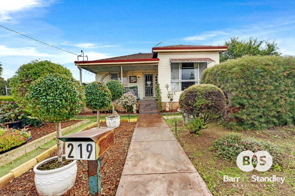 219 Steere St S, Collie, WA 6225