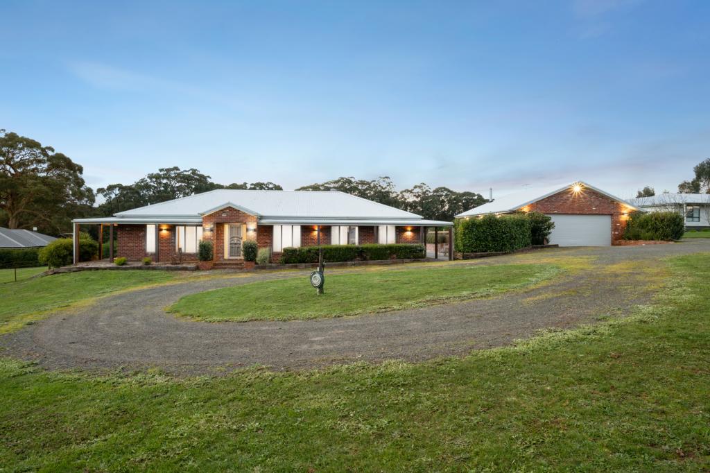 7 Monarch Cl, Kinglake West, VIC 3757