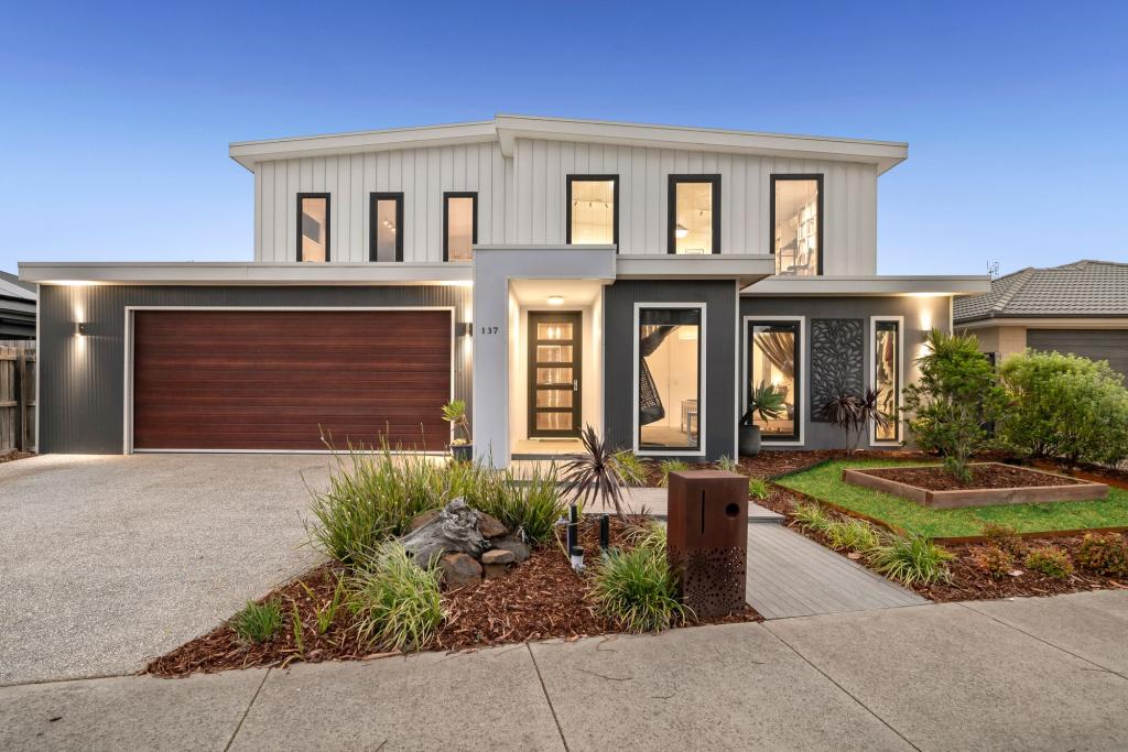 137 Warralily Bvd, Armstrong Creek, VIC 3217