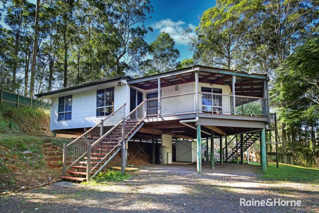82 Kamala Dr, Lake Macdonald, QLD 4563