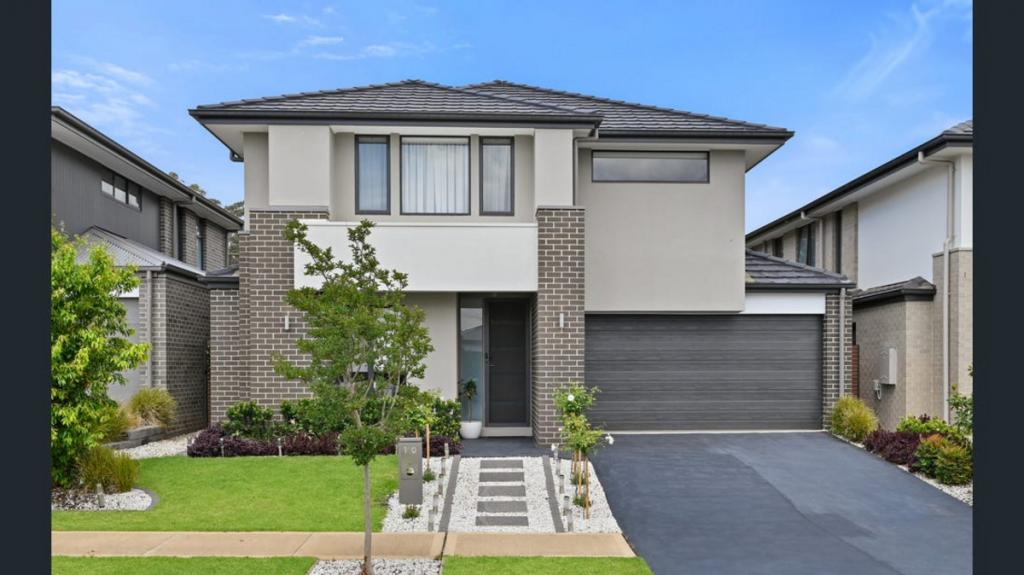 10 Hodgson St, Oran Park, NSW 2570