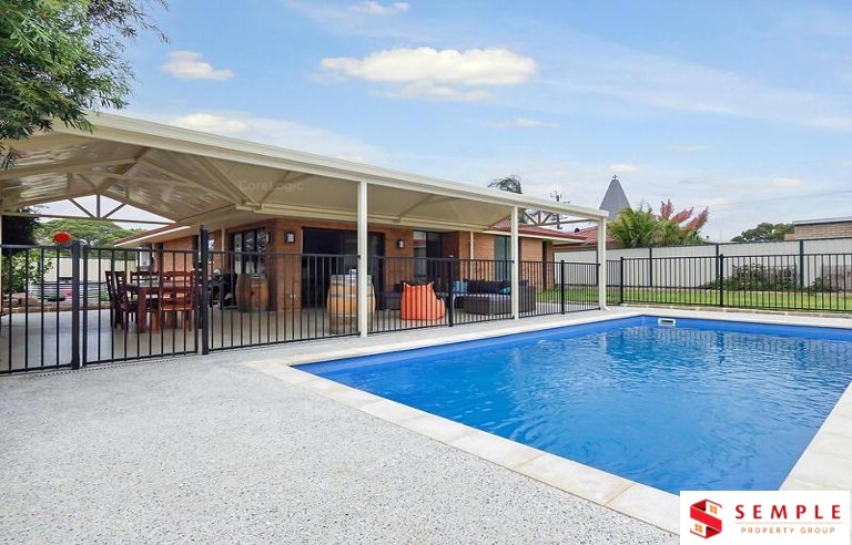 3 PIONEER DR, YANGEBUP, WA 6164