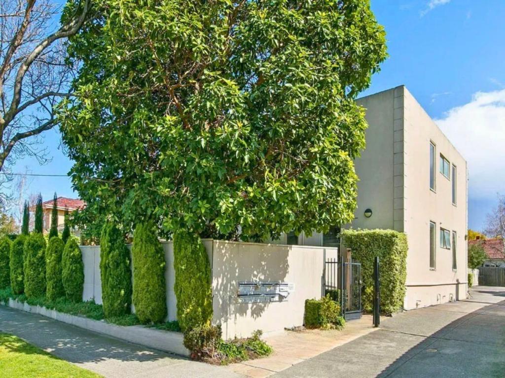 10/13 Elm Gr, Mckinnon, VIC 3204