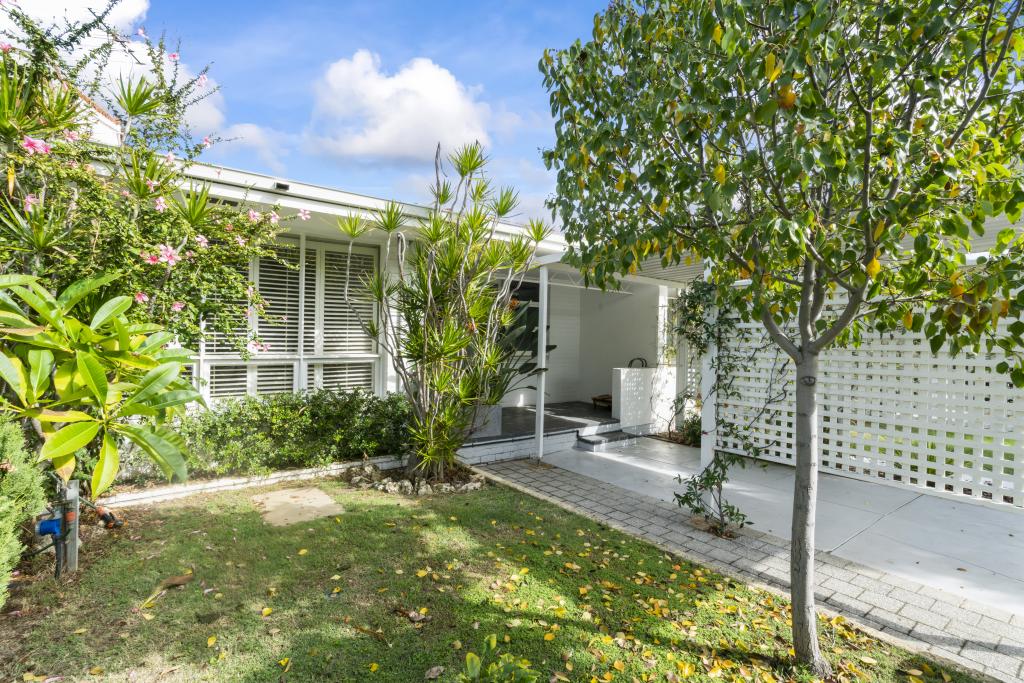 2/11a Collier St, Applecross, WA 6153