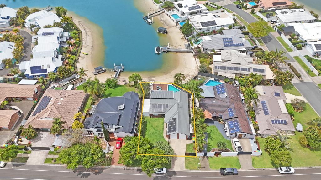 30 MAROOCHY WATERS DR, MAROOCHYDORE, QLD 4558