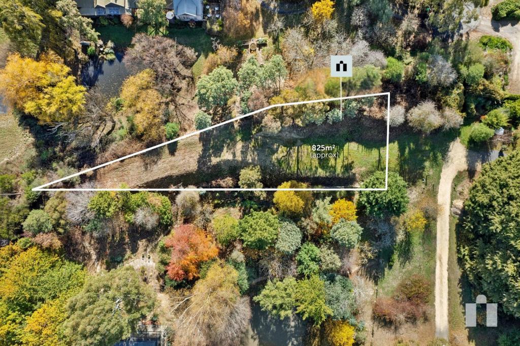 70 FRAZER ST, DAYLESFORD, VIC 3460