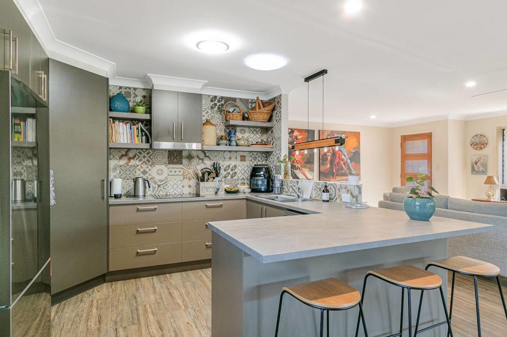 1/22 FOXHILL PL, BANORA POINT, NSW 2486