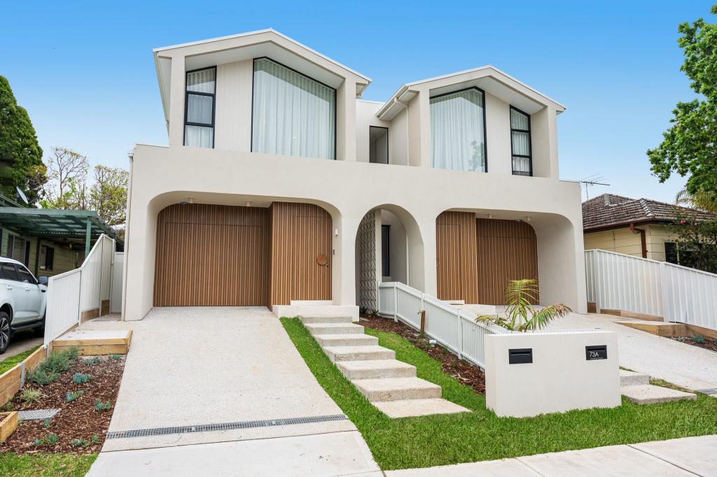 73B WOODFIELD BVD, CARINGBAH, NSW 2229