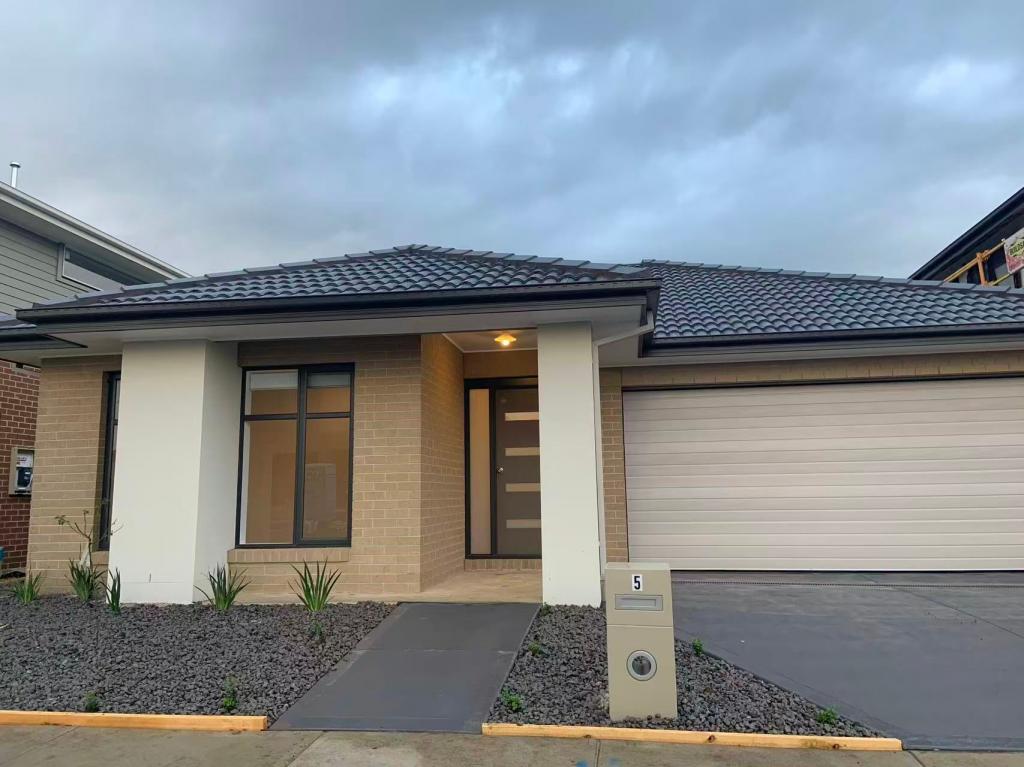 5 Majorelle Way, Clyde, VIC 3978