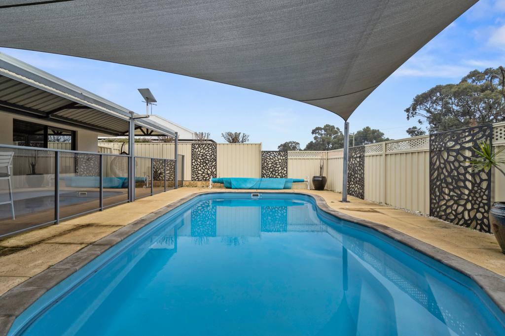 17 FULLMAN TURN, BALDIVIS, WA 6171