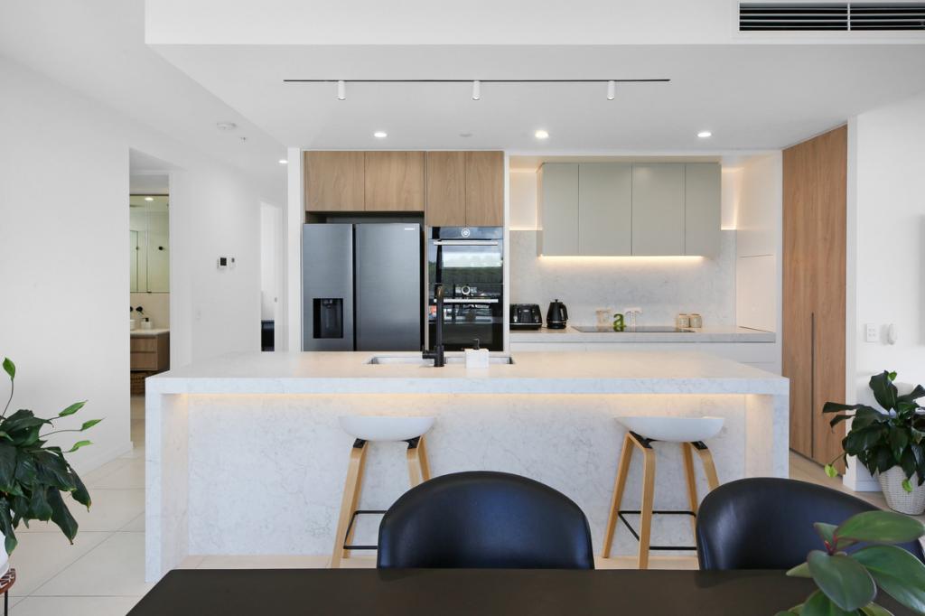 53/20 Executive Dr, Burleigh Waters, QLD 4220