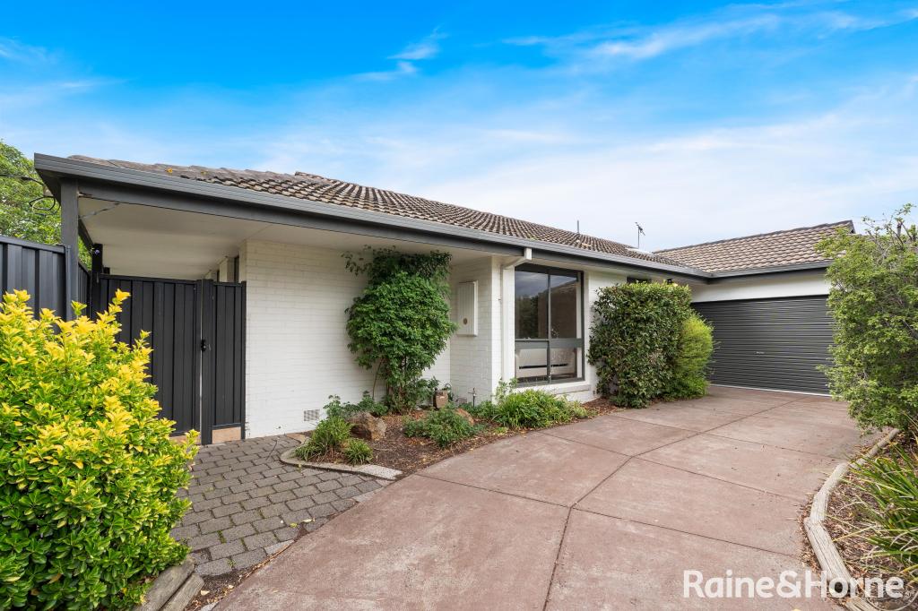 15 HIGGINS AVE, SUNBURY, VIC 3429