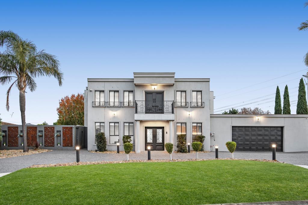 23 Sovereign Way, Hillside, VIC 3037