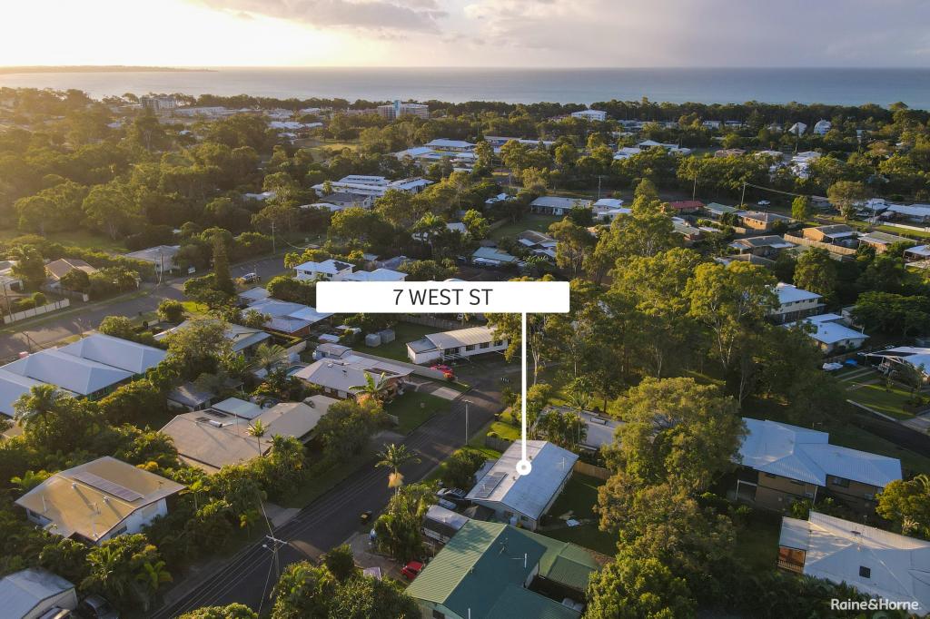7 West St, Torquay, QLD 4655