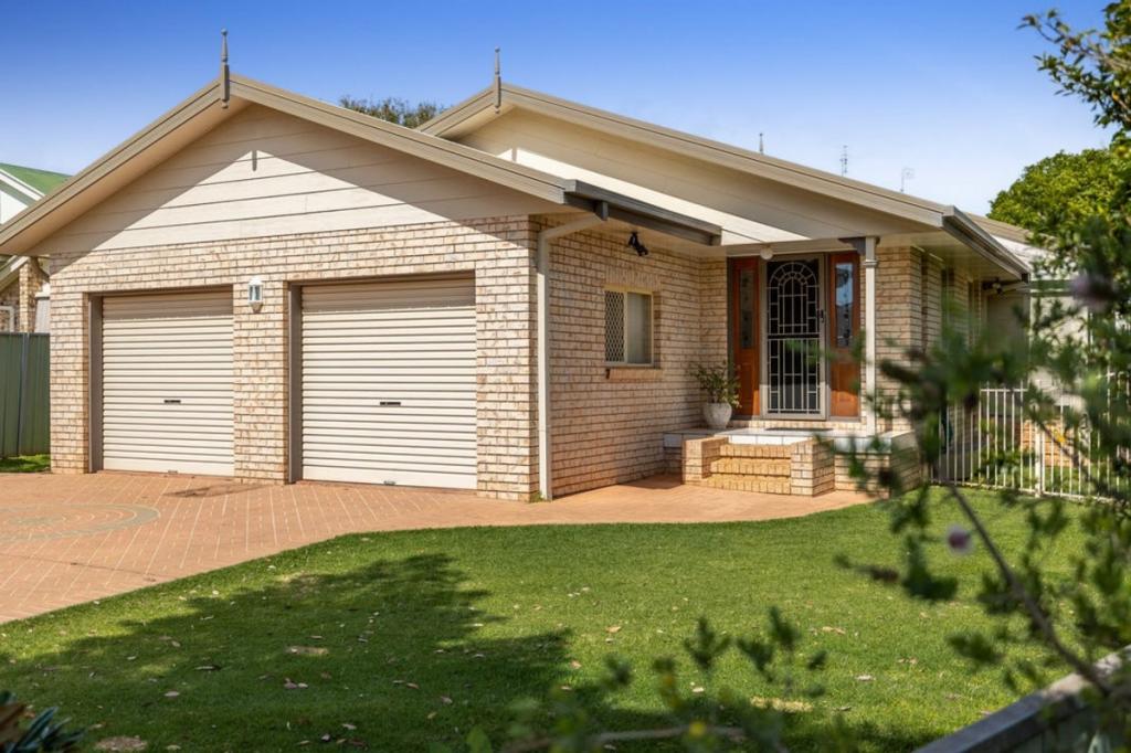 14 Dahlia Ct, Middle Ridge, QLD 4350
