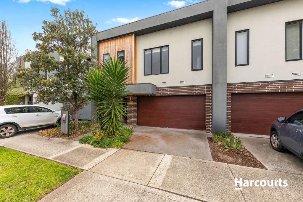 18 Vantage Ave, Clyde North, VIC 3978